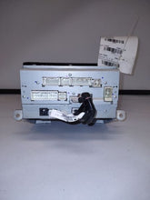Load image into Gallery viewer, Radio Toyota Tundra 2017 - MM2483272

