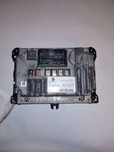 Load image into Gallery viewer, Radio  DODGE 2500 PICKUP 2016 - MM2483317
