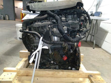 Load image into Gallery viewer, Engine Motor Volkswagen Tiguan 2018 - MM2483929
