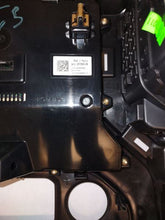 Load image into Gallery viewer, Radio  SILVERADO 1500 PICKUP 2020 - MM2485173
