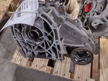 Load image into Gallery viewer, Transfer Case  RANGE ROVER SPORT 2015 - MM2496844
