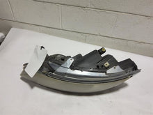 Load image into Gallery viewer, Headlight Lamp Assembly Lincoln MKC 2016 - MM2501579
