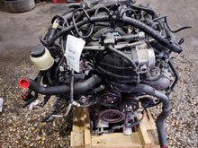 Load image into Gallery viewer, ENGINE MOTOR Infiniti QX56 QX80 11 12 13 14 5.6L - MM2526134
