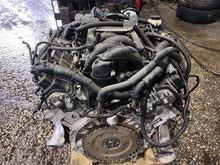 Load image into Gallery viewer, ENGINE MOTOR Infiniti QX56 QX80 11 12 13 14 5.6L - MM2526134
