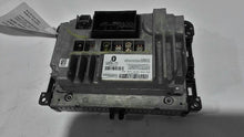 Load image into Gallery viewer, Radio Jeep Cherokee 2017 - MM2527541
