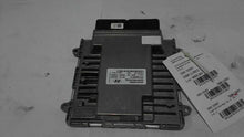 Load image into Gallery viewer, ECU ECM Computer Hyundai Santa Fe 2018 - MM2530067
