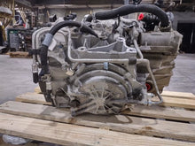 Load image into Gallery viewer, Transmission Chevrolet Equinox 2018 - MM2530118
