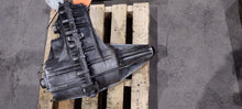 Load image into Gallery viewer, [INVENTORYCAR_YEAR_MAKE_MODEL] TRANSFER CASE - MM2547275
