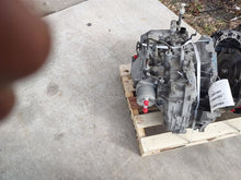 Load image into Gallery viewer, Transmission Mitsubishi Outlander 2014 - MM2547947
