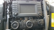 Load image into Gallery viewer, Radio  MERCEDES SPRINTER 2500 2018 - MM2552824
