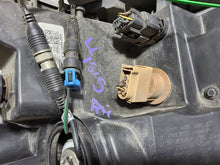Load image into Gallery viewer, HEADLIGHT LAMP ASSEMBLY Ford Explorer 2016 16 2017 17 Right - MM2562664
