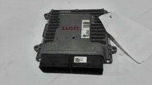 Load image into Gallery viewer, ECU ECM Computer Hyundai Veloster 2019 - MM2566748
