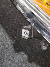 Load image into Gallery viewer, HEADLIGHT LAMP ASSEMBLY Avalon 2016 16 2017 17 2018 18 Right - MM2569803
