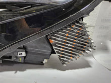 Load image into Gallery viewer, Headlight Lamp Assembly Chevrolet Equinox 2022 - MM2574841
