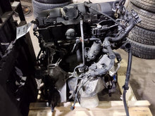 Load image into Gallery viewer, Engine Motor Volkswagen Touareg 2013 - MM2577871
