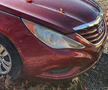 Load image into Gallery viewer, HEADLIGHT LAMP ASSEMBLY Hyundai Sonata 11 12 13 14 Right - MM2577933
