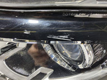 Load image into Gallery viewer, Headlight Lamp Assembly  DISCOVERY SPORT 2017 - MM2581781
