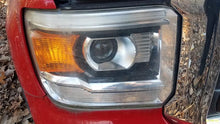 Load image into Gallery viewer, [INVENTORYCAR_YEAR_MAKE_MODEL] HEADLIGHT LAMP ASSEMBLY Right - MM2591666
