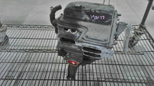 Load image into Gallery viewer, DC CONVERTOR INVERTOR Highlander RX400H 2006 06 2007 07 2008 08 2009 09 - MM2595203
