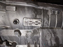 Load image into Gallery viewer, Transmission Hyundai Genesis 2015 - MM2601415
