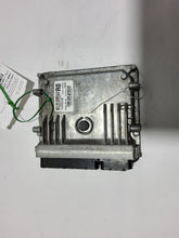 Load image into Gallery viewer, ECU ECM COMPUTER Toyota Corolla 2017 17 2018 18 - MM2613101
