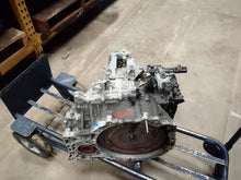 Load image into Gallery viewer, Transmission Kia Sportage 2016 - MM2633831
