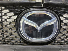 Load image into Gallery viewer, GRILLE Mazda 3 2019 19 2020 20 - MM2655070
