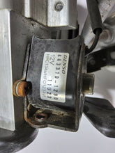 Load image into Gallery viewer, AC Compressor Toyota Prius 2017 - MM2655546
