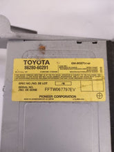 Load image into Gallery viewer, Radio  LEXUS GX470 2006 - MM2655999
