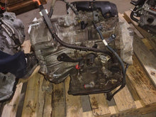 Load image into Gallery viewer, AUTOMATIC TRANSMISSION Toyota Camry Solara 05 06 07 08 - MM2660396

