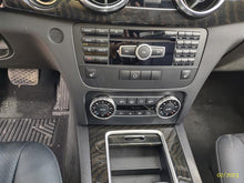 Load image into Gallery viewer, FRONT TEMPERATURE CONTROLS C250 C300 C350 C63 GLK350 13 14 15 - MM2665965
