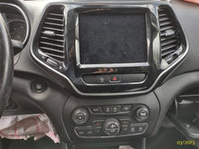 Load image into Gallery viewer, Radio Jeep Cherokee 2019 - MM2670727
