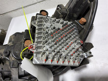 Load image into Gallery viewer, HEADLIGHT LAMP ASSEMBLY Jeep Cherokee 2019 19 2020 20 Right - MM2670733
