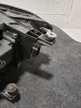 Load image into Gallery viewer, HEADLIGHT LAMP ASSEMBLY Volkswagen Jetta 2019 19 2020 20 Right - MM2680217
