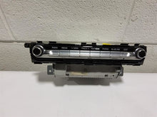 Load image into Gallery viewer, Radio  G90 2017 - MM2680388
