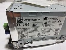 Load image into Gallery viewer, Radio  E-PACE 2018 - MM2681643
