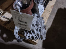 Load image into Gallery viewer, TRANSFER CASE Land Rover Evoque 14 15 16 17 18 19 - MM2681686
