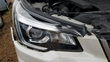 Load image into Gallery viewer, HEADLIGHT LAMP ASSEMBLY Subaru Forester 2019 19 2020 20 Right - MM2682923
