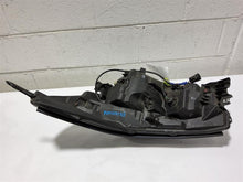 Load image into Gallery viewer, HEADLIGHT LAMP ASSEMBLY Subaru Forester 2019 19 2020 20 Right - MM2682923
