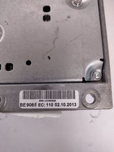 Load image into Gallery viewer, AMPLIFIER E250 Van C250 C300 C350 C63 CLS550 CLS63 E250D E300 12-15 - MM2684241
