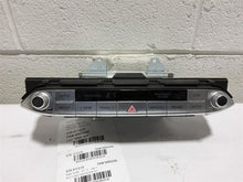 Load image into Gallery viewer, Radio Kia Stinger 2018 - MM2685922
