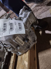 Load image into Gallery viewer, Transfer Case  G90 2017 - MM2688564
