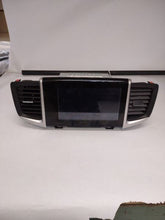 Load image into Gallery viewer, Radio Honda Ridgeline 2017 - MM2693487

