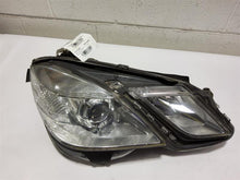 Load image into Gallery viewer, HEADLIGHT LAMP ASSEMBLY E300 E350 E400 E550 E63 10 11 12 13 Right - MM2693641
