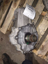 Load image into Gallery viewer, TRANSFER CASE Gl350 Gl450 Gl550 GL63 AMG GLE300 DCP GLE300d 14-19 - MM2694413
