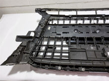 Load image into Gallery viewer, Grille  AUDI Q5 2017 - MM2700368
