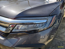 Load image into Gallery viewer, Headlight Lamp Assembly Honda Pilot 2019 - MM2701349
