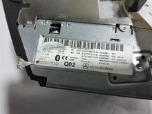 Load image into Gallery viewer, Radio Mercedes-Benz SL55 2010 - MM2703013
