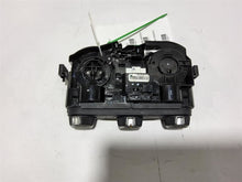 Load image into Gallery viewer, TEMPERATURE CONTROLS Nissan Versa 2018 18 2019 19 2020 20 - MM2708697
