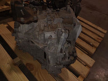 Load image into Gallery viewer, Transmission  RIO 5 2013 - MM2708848
